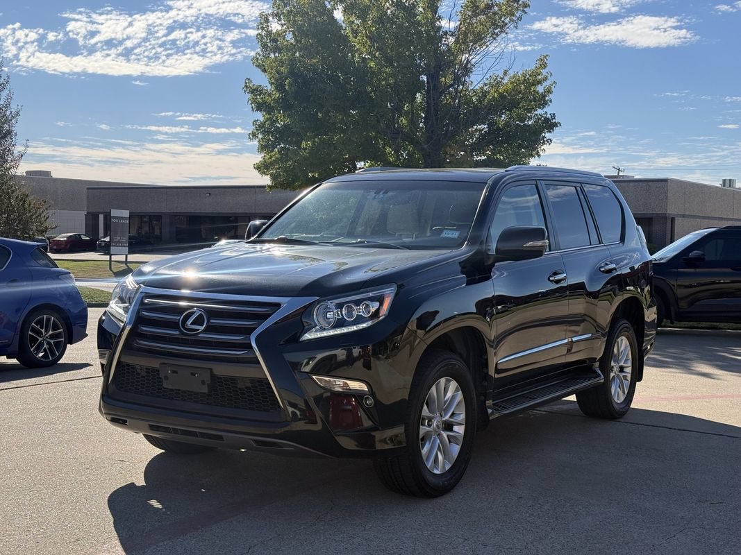 Used 2014 Lexus GX 460 w/ Premium Package AWD/4WD image 3