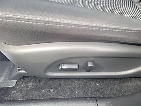 Used 2019 Nissan Pathfinder SV w/ SV Tech Package image 13