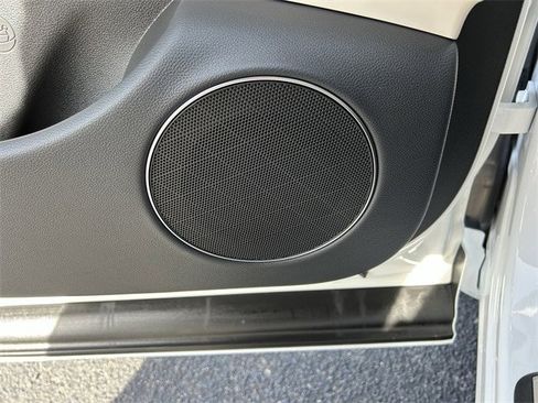 New 2026 Genesis GV70 2.5T Select image 21