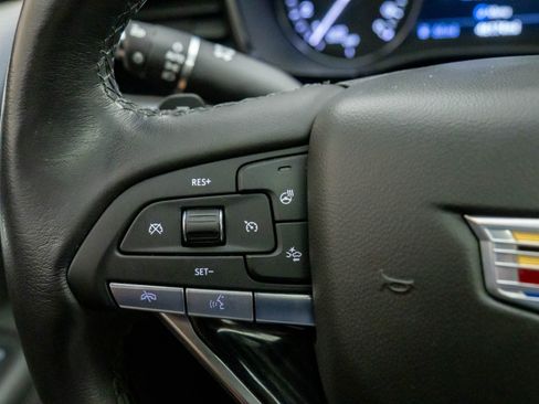 Used 2020 Cadillac XT6 Premium Luxury image 28