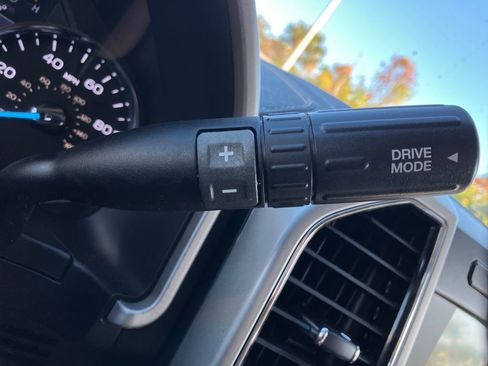 Certified 2021 Ford F250 Lariat w/ Tremor Off-Road Package image 27