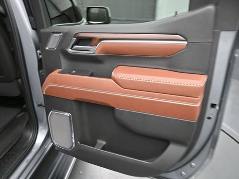 Used 2025 GMC Sierra 1500 Denali Ultimate AWD/4WD image 19