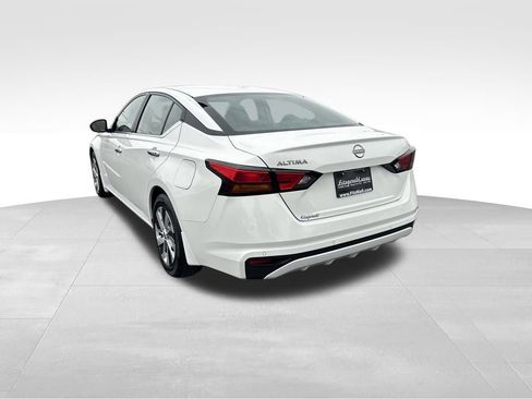 Used 2024 Nissan Altima 2.5 S image 5