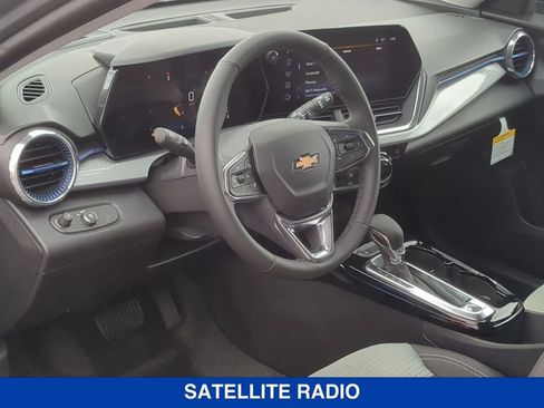 New 2026 Chevrolet Trax LT w/ Driver Confidence Package FWD image 11