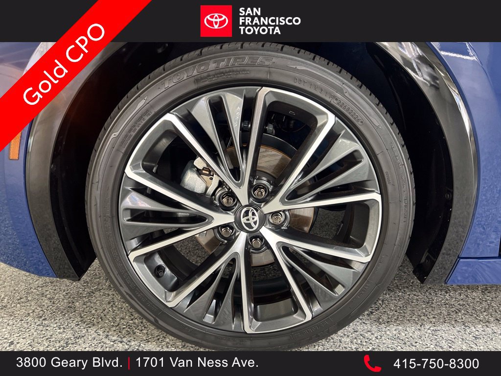 Certified 2027 Toyota Prius XLE FWD image 9