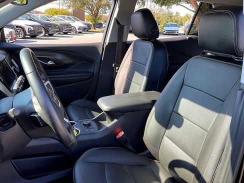 Used 2021 GMC Terrain SLT image 29