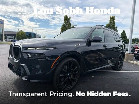 Used 2023 BMW X7 xDrive40i w/ M Sport Package AWD/4WD image 1