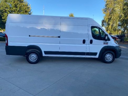 Used 2018 RAM ProMaster 3500 w/ Mopar Trailer Tow Group image 4