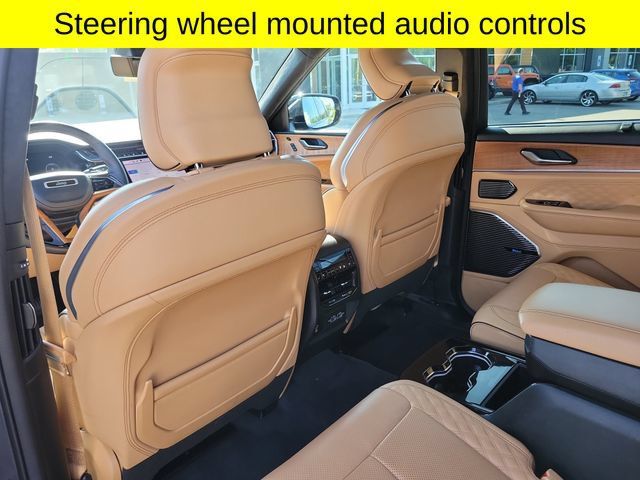 Used 2022 Jeep Grand Cherokee L Summit AWD/4WD image 28