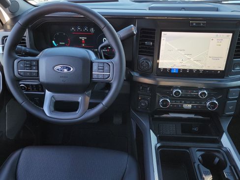 Used 2025 Ford F350 Lariat w/ Lariat Ultimate Package image 9