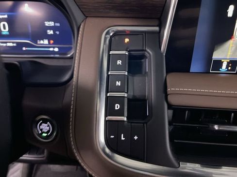 Certified 2024 Chevrolet Tahoe High Country image 16