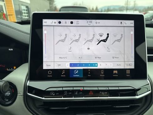 New 2026 Jeep Compass Limited w/ Sun, Sound & Navigation Group image 19