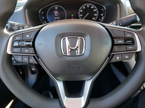 Used 2019 Honda Accord EX image 25