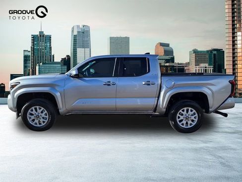 New 2026 Toyota Tacoma SR5 image 2
