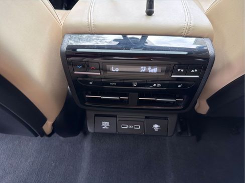 Used 2023 Acura MDX SH-AWD w/ Advance Package image 37
