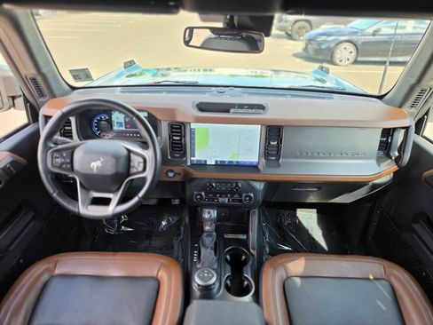 Used 2024 Ford Bronco Outer Banks AWD/4WD image 31