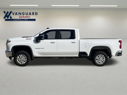 Used 2023 Chevrolet Silverado 2500 LT image 2