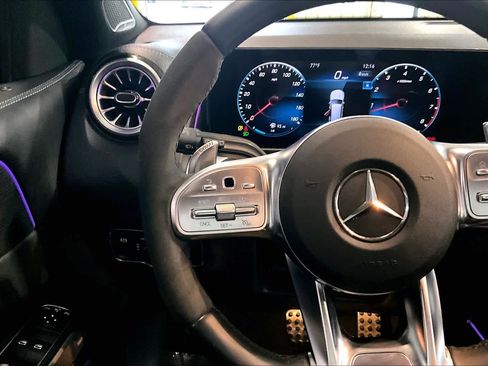 Certified 2022 Mercedes-Benz GLB 35 AMG 4MATIC image 23
