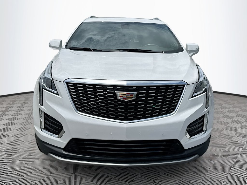 Used 2024 Cadillac XT5 Premium Luxury FWD image 2