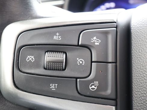 Used 2023 Chevrolet Tahoe Premier AWD/4WD image 18