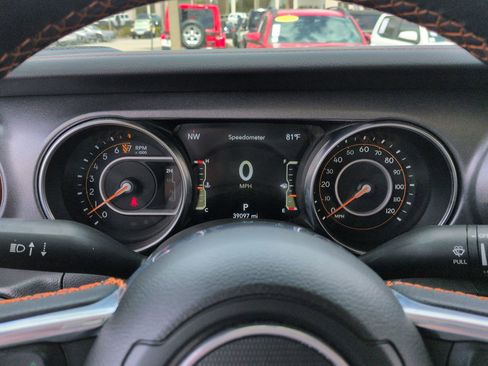 Used 2023 Jeep Gladiator Mojave w/ Trailer Tow Package AWD/4WD image 26
