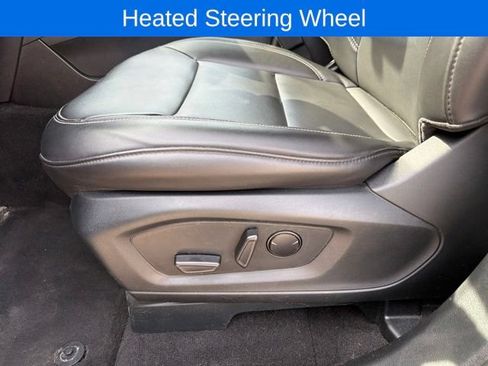 Used 2024 Ford Explorer XLT w/ Equipment Group 202A AWD/4WD image 15