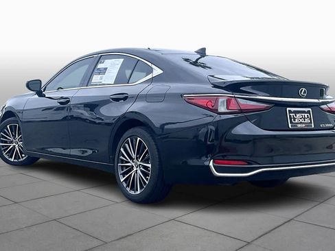 Used 2024 Lexus ES 300h w/ Premium Package image 12