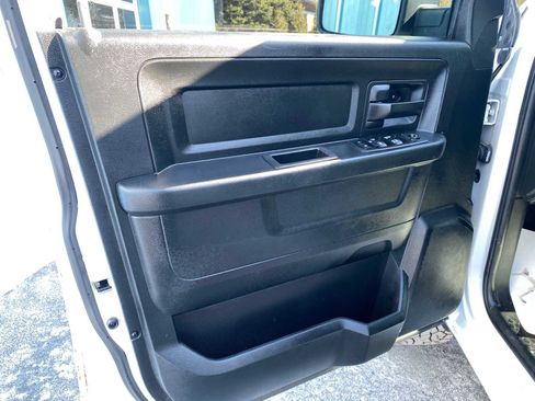 Used 2018 RAM 1500 Express w/ Express Value Package image 25