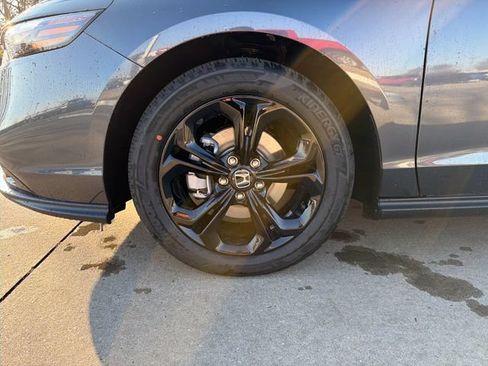 New 2025 Honda Accord SE image 27