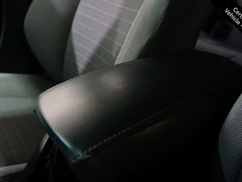 Used 2022 Toyota Corolla SE FWD image 19