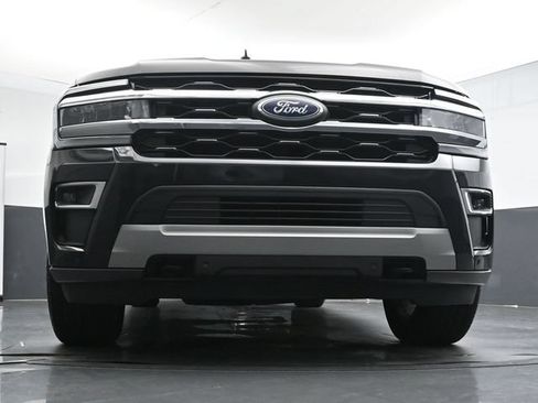 Used 2023 Ford Expedition Max Limited AWD/4WD image 30