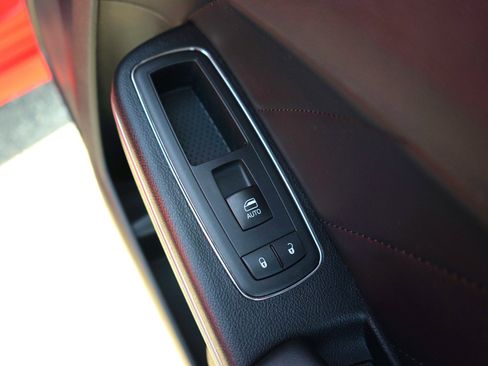 Used 2016 Dodge Charger SRT w/ Harman/Kardon Audio Group image 31