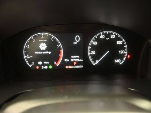 Certified 2025 Honda CR-V EX image 3