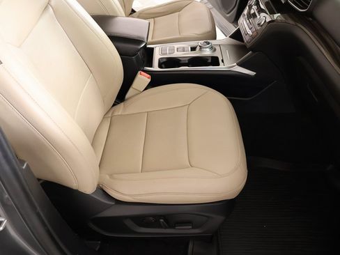 Used 2021 Ford Explorer Limited w/ Hybrid Equipment Group 310A image 15