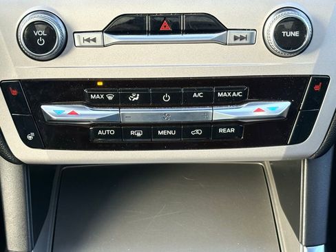 Used 2024 Ford Explorer XLT w/ Equipment Group 202A image 16