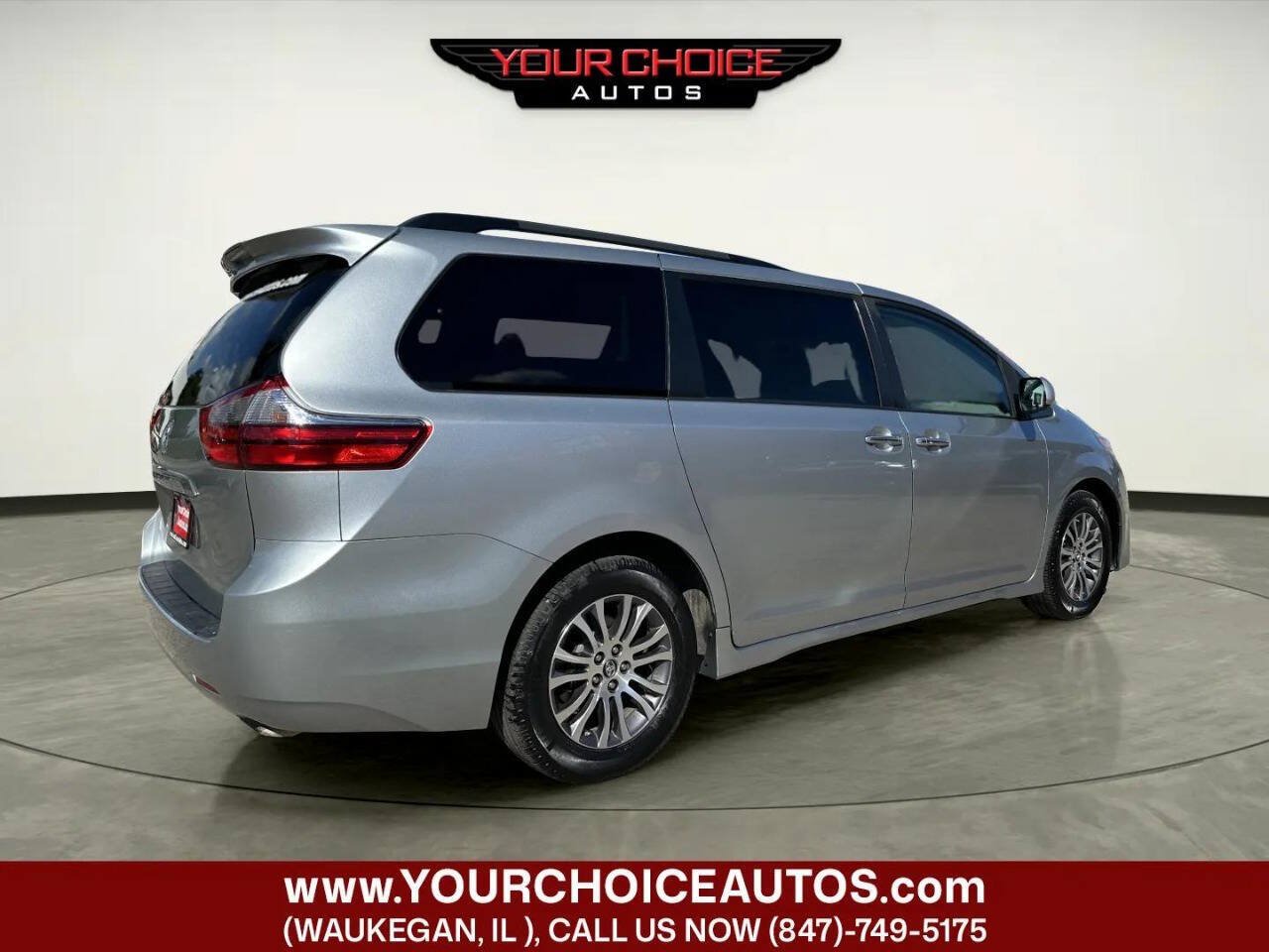 Used 2020 Toyota Sienna XLE FWD image 5