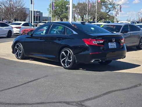 Used 2022 Honda Accord Sport image 6