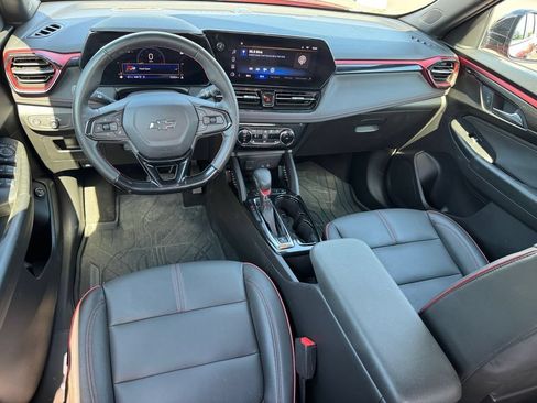 Used 2024 Chevrolet TrailBlazer RS w/ Convenience Package AWD/4WD image 14