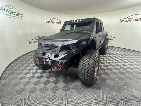 Used 2021 Jeep Wrangler Unlimited Sport image 2