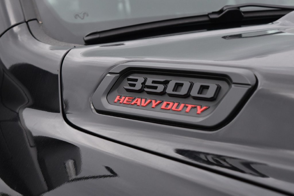 New 2026 RAM 3500 Big Horn AWD/4WD image 5