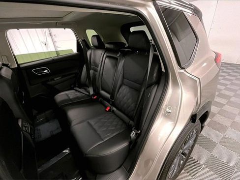 New 2026 Nissan Rogue Platinum image 10