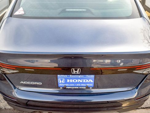 Used 2025 Honda Accord SE image 14