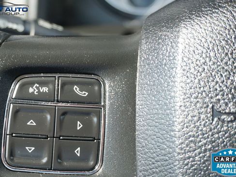 Used 2019 RAM 1500 Classic SLT AWD/4WD image 35