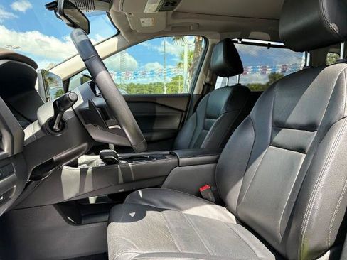 Certified 2021 Nissan Rogue SL w/ Premium Package FWD image 18
