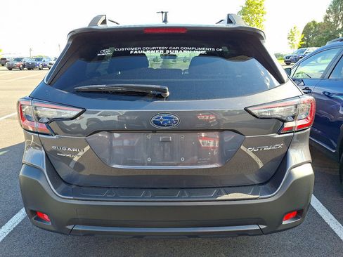 Certified 2025 Subaru Outback Premium AWD/4WD image 6