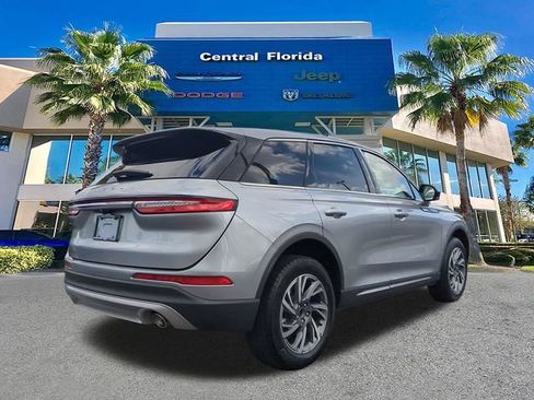 Used 2023 Lincoln Corsair FWD image 5