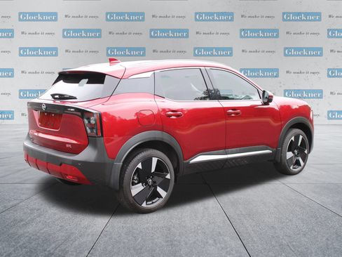 Used 2025 Nissan Kicks SR FWD image 6
