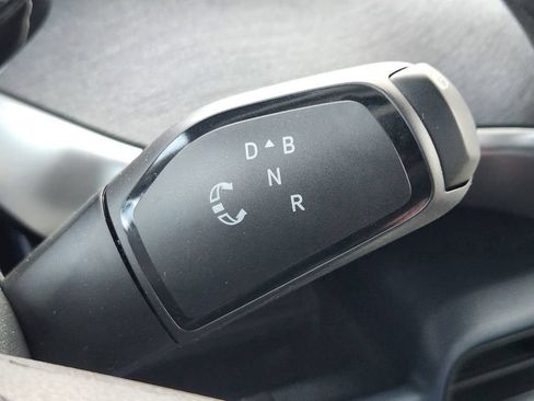 New 2025 Volkswagen ID. Buzz Pro S RWD image 14