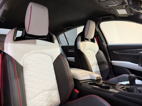 New 2026 Cadillac CT5 V Blackwing w/ Carbon Fiber 2 Package image 64