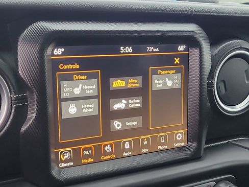 Used 2023 Jeep Wrangler Sahara w/ Cold Weather Group image 23